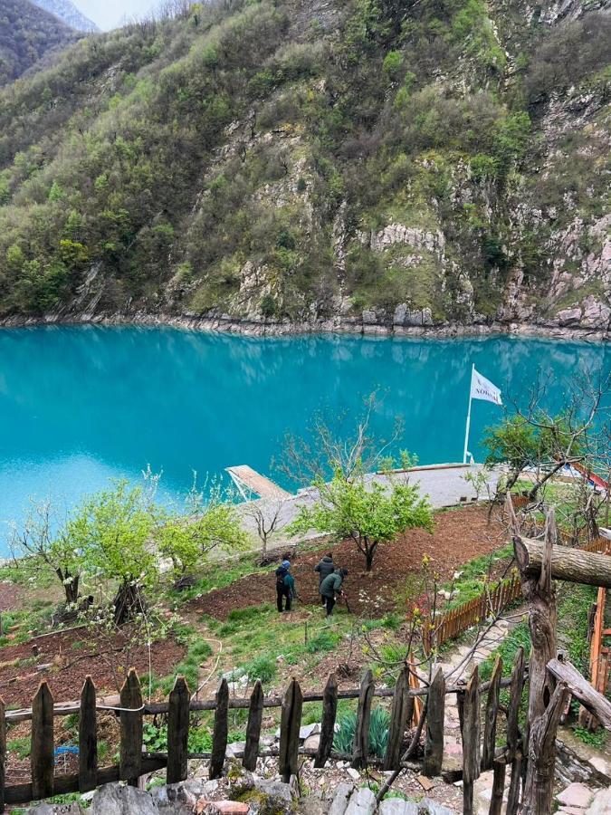 Neomalsore Agrotourism, Komani Lake Hotel Exterior photo